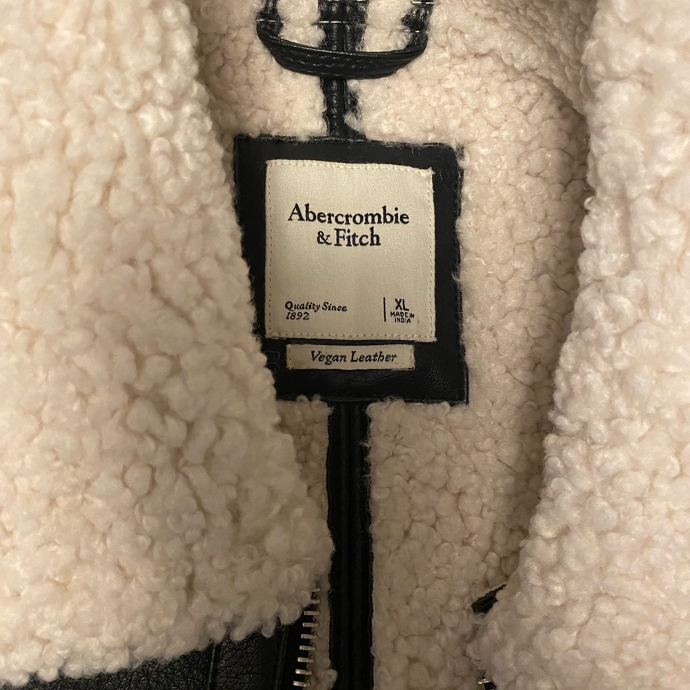 Abercrombie&Fitch vegan leather jacket